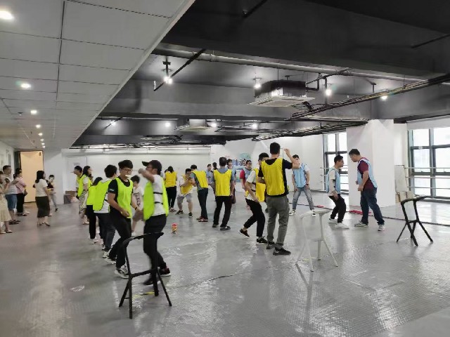 企业趣味室内运动会